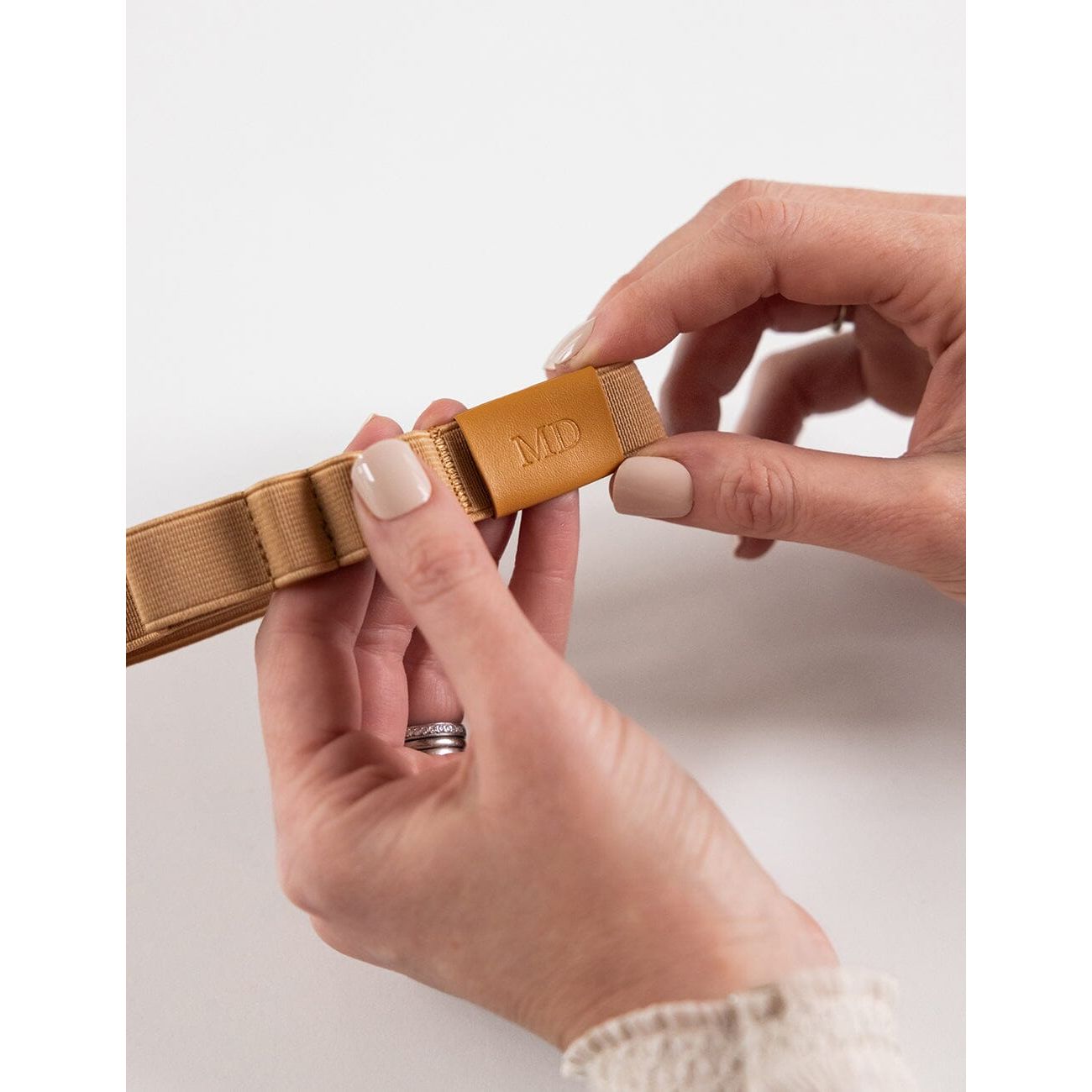 Elastic Book Strap with Pen Holder – PU Leather Journal Band | Gold