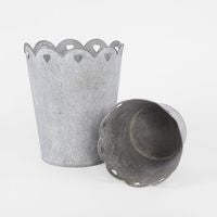 Scalloped Planter set of 2