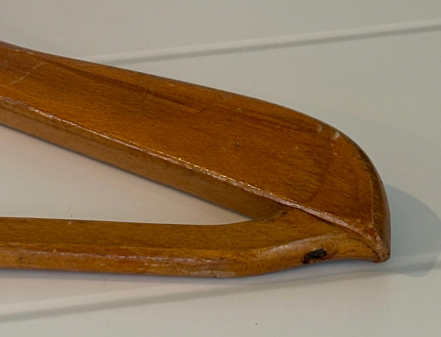 Vintage Burtons Outfitters Advertising Coat Hanger – Warragul, Victoria