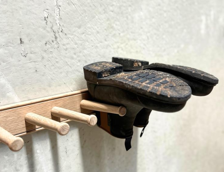 Solid Oak Boot Rack | Wall Mounted 3 Pair Boot Storage